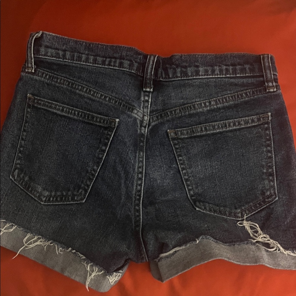 GAP Women's Frayed Hem Jean Shorts - Dark Blue